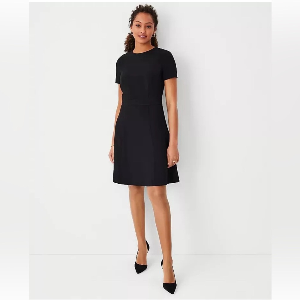 NEW $159 ANN TAYLOR BLACK THE PETITE FLARE DRESS IN FLUID CREPE SIZE 0P